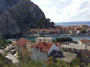 Read more about the article Auto Camp w Omiś