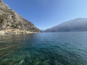 Read more about the article Limone sul Garda- miasteczko na stromych zboczach nad Gardą